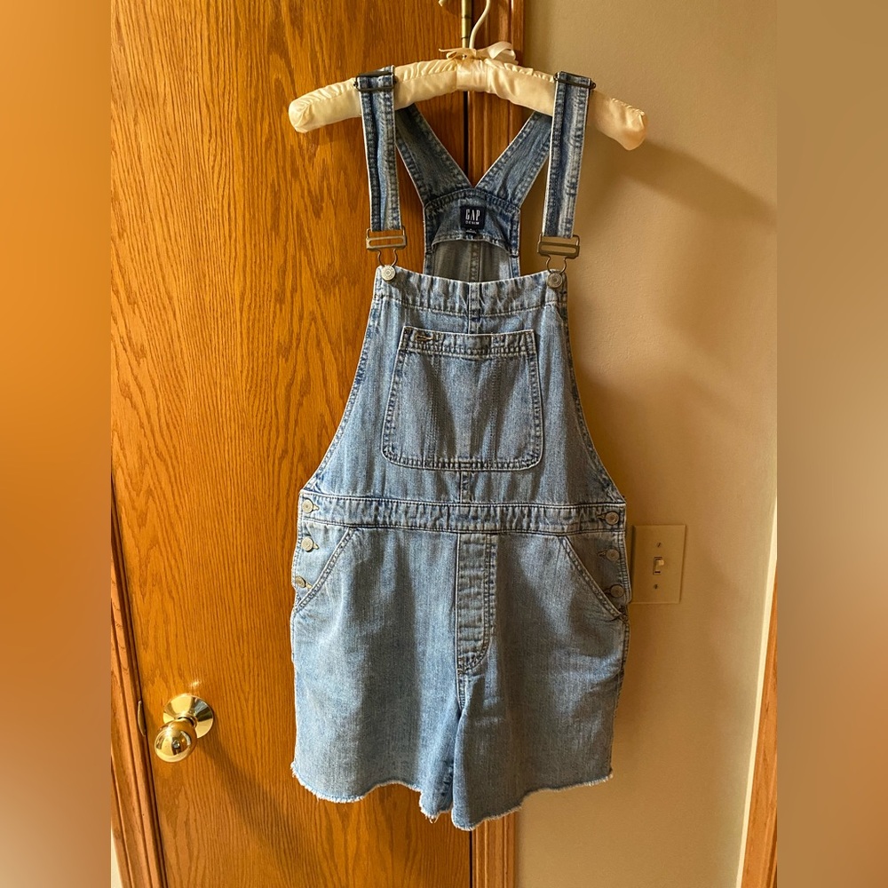 GAP Women’s Light Blue Denim Overalls